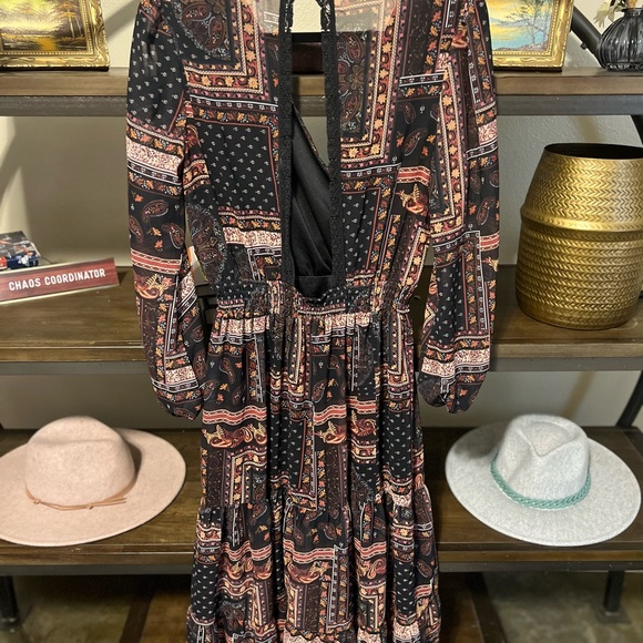 Multicolor Backless Dress - Picture 3 of 3